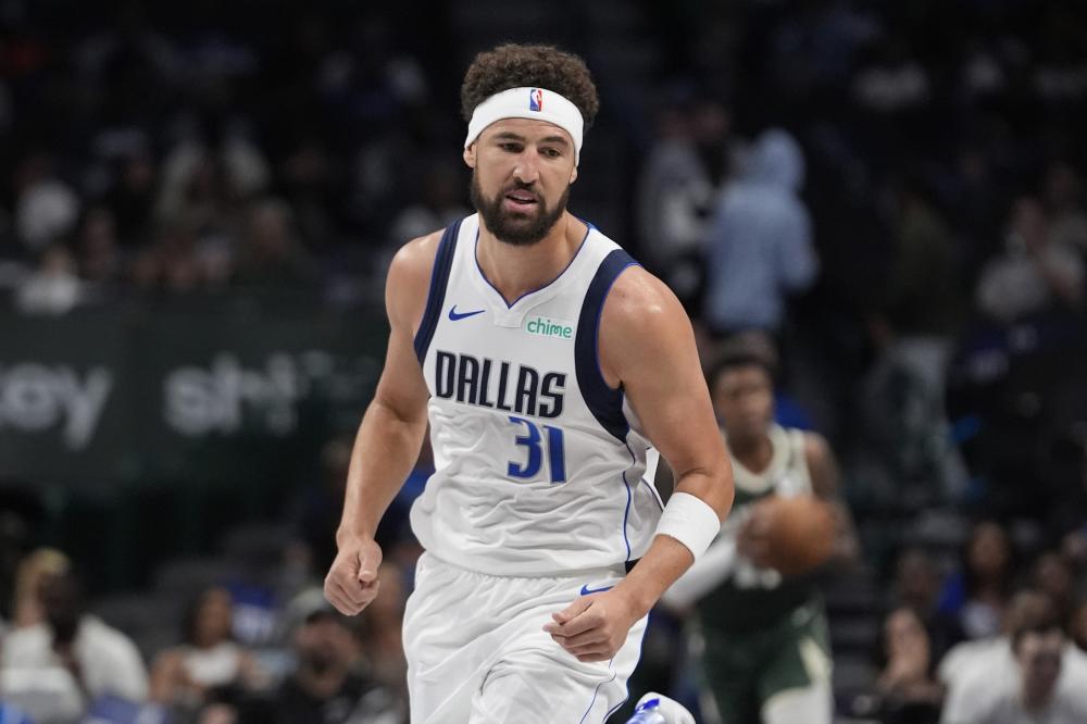 均篮板数领 均篮板数领