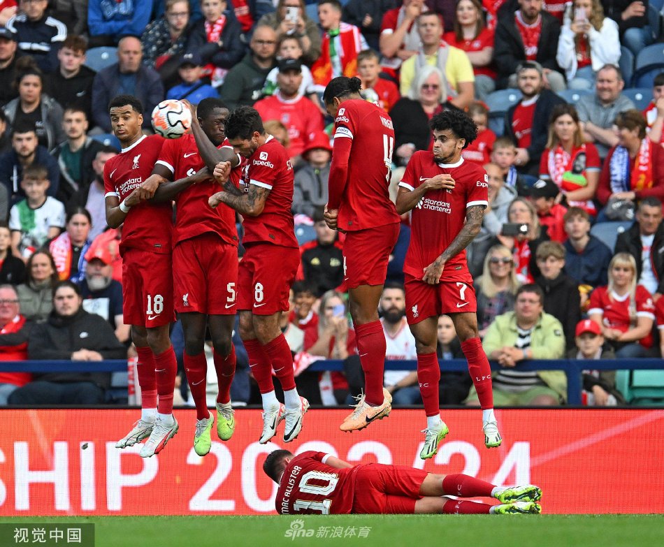 是优雅与铁 是优雅与铁