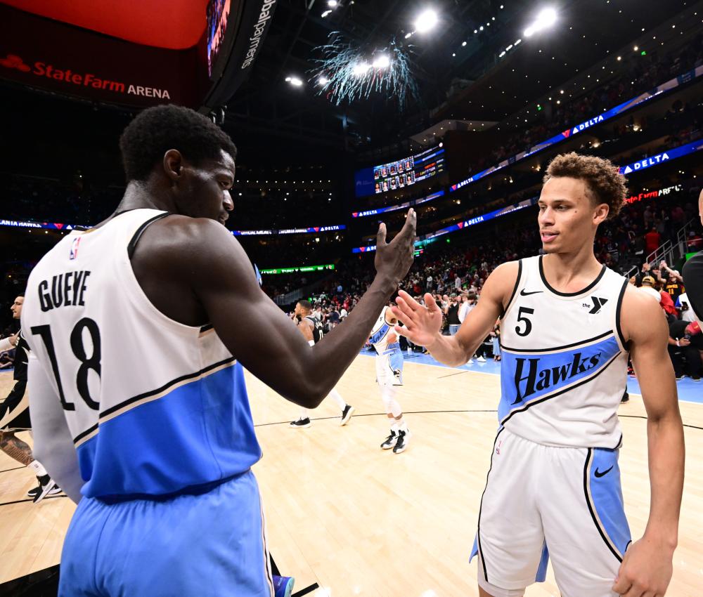 埃泽与球迷 埃泽与球迷